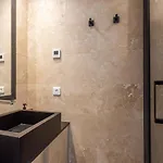 Luxury - 5 Min Walk From Champs-elysees * Paris