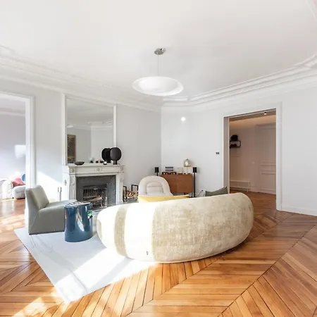Apartment Luxury - 5 Min Walk From Champs-elysees Paris