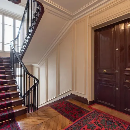 Luxury - 5 Min Walk From Champs-elysees *