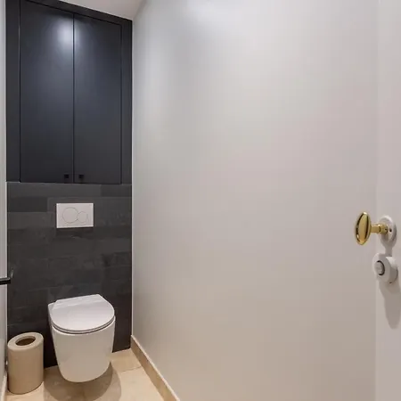 Luxury - 5 Min Walk From Champs-elysées Appartamento *