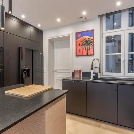 Luxury - 5 Min Walk From Champs-elysees