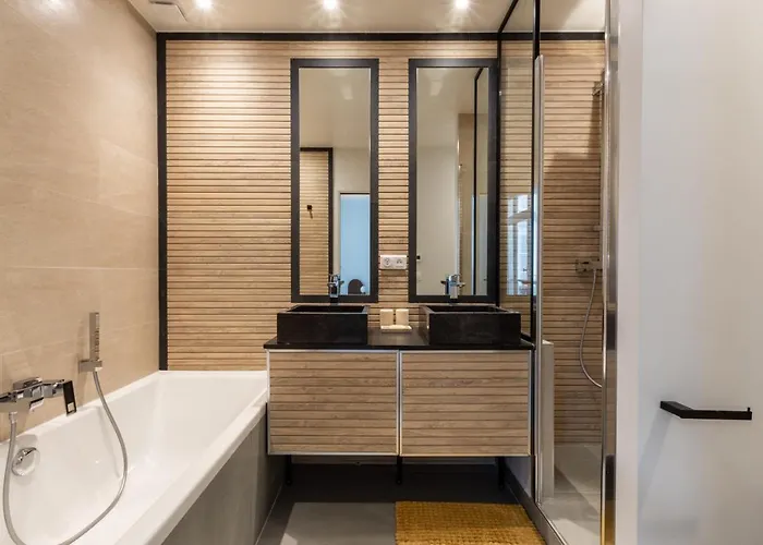 Appartamento Luxury - 5 Min Walk From Champs-elysées *