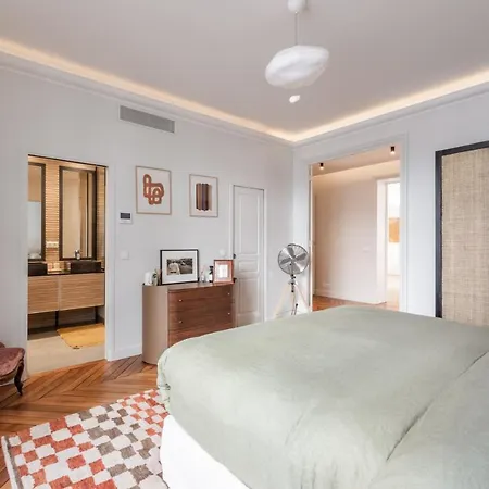 Appartement Luxury - 5 Min Walk From Champs-elysees *