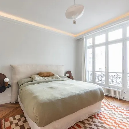 Appartement Luxury - 5 Min Walk From Champs-elysees *