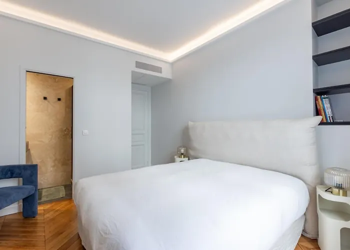 Luxury - 5 Min Walk From Champs-elysees *