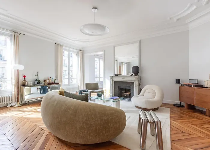 Lägenhet Luxury - 5 Min Walk From Champs-elysees Paris